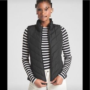 GAP WOMEN COLD CONTROL QUILTED PUFFER VEST Sz XS